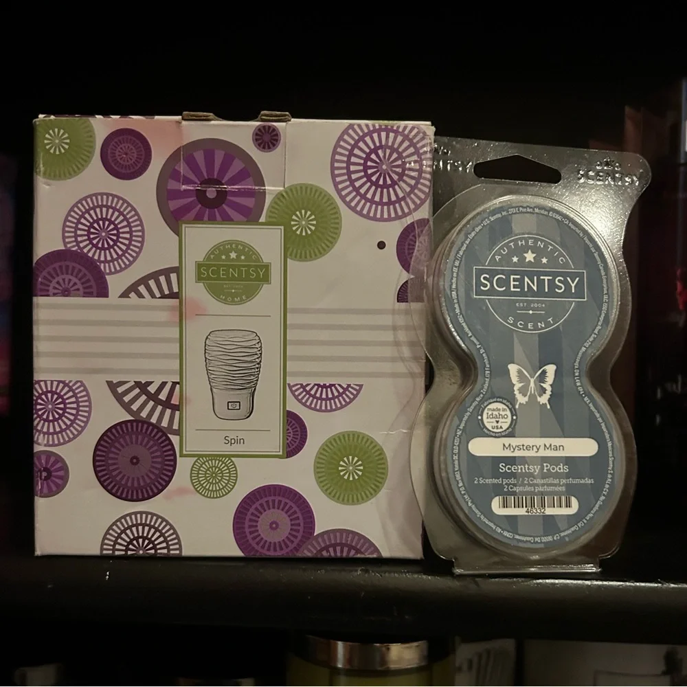 Scentsy Spin Wall Fan Diffuser with Pods